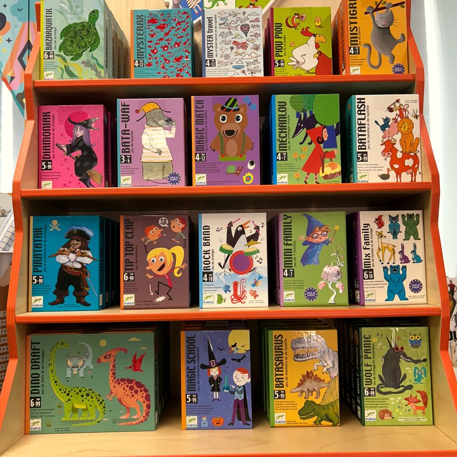 Kits creativos y manualidades educativas en Tranvía314